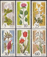 230 Bulgarie Fleurs Flowers MNH ** Neuf SC (BUL-127a) - Unused Stamps