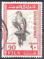 ZAYIX - Kuwait 2998 Used - 90f Carmine Falcon Raptor Birds 103022S60M - Kuwait
