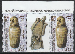 EGYPTE - N°2078 X2 ** (2010) Vase Canope - Unused Stamps