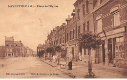 LAVENTIE - Place De L'Eglise - Très Bon état - Laventie