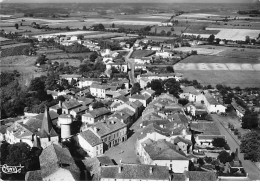 CASTELNAU RIVIERE BASSE - Vue Générale Aérienne - La Place De La Mairie - état - Castelnau Riviere Basse