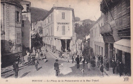 B12- BOUGIE - LA PLACE DE LA POISSONNERIE ET LA RUE TREZEL - BRASSERIE - ANIMATION -  ( 2 SCANS ) - Bejaia (Bougie)