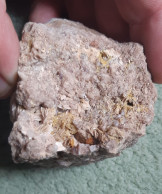 Wulfénite Sur Baryte Et Fluorite, Lantigné (Rhône) - Minéraux