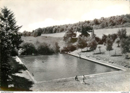 CPSM Montredon Labessonnie-La Piscine        L2572 - Montredon Labessonie