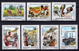 Rwanda 1068-1074 MNH Nature Wildlife Natl. Rural Water Supply ZAYIX 0624S0566 - Other & Unclassified