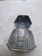 Encrier En Métal De Forme Hexagonale  (bronze) - Calamai