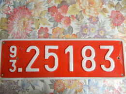 BELGIQUE:TRES RARE PLAQUE GOUVERNEMENTALE DU SHAPE BELGIQUE DE 1993 - Number Plates