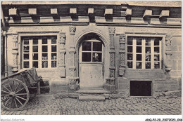 ADQP2-29-0105 - CARHAIX - Boulique Maison - Rue Du Pavé - Carhaix-Plouguer