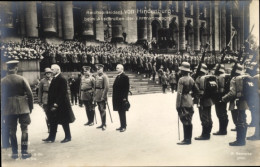 CPA Reichspräsident Paul Von Hindenburg Beim Abschreiten Der Ehrenkompagnie - Figuren