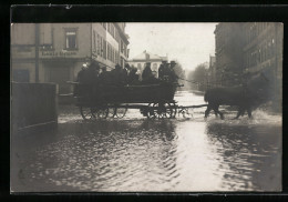 AK Coburg, Hochwasser 1909, Glaser Louis Geuss, Kutsche  - Inondations