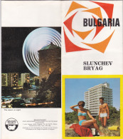 Bulgaria Sunny Beach - Vintage Unfolding Balkantourist Brochure In English Bikini Sexy Girls - 24 Pages 21.7x9.5 Cm - Dépliants Turistici