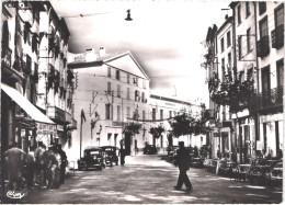 FR66 CERET - CPSM 10 * 15 - Boulevard Maréchal Joffre - Voiture Ancienne Café  - Animée Belle - Ceret