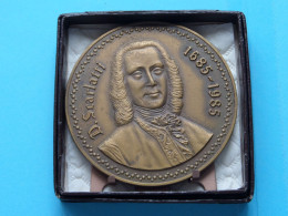 D. SCARLATTI : 1685-1985 ( Zie / Voir SCANS ) Bronskleur / Fisch > In Doosje En Staander ! - Souvenir-Medaille (elongated Coins)