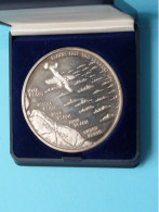 6 June 1944 The Longest Day - 1984 > 40th. Anniversay Of D-DAY ( Zie SCANS - 49 ) Zilverkleur > In Doosje ! - Souvenir-Medaille (elongated Coins)
