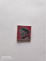 Badges USSR Lenin (7) - Lots