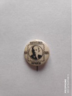 Badges USSR Lenin (7) - Lots