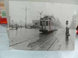 BRUXELLES +TRAM: PHOTO D'APRES NEGATIF LE TRAM L PLACE EMILE BOCKSTAEL LE 5/2/1960 - Public Transport (surface)