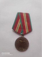 Badges USSR 70 Years Of The Armed Forces (8) - Lots