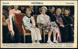 Prins Boudewijn En Prinses Josephine-Charlotte Bij Het Defileeren Der Scholen Te Gembloers - Victoria