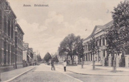 484471Assen, Brinkstraat. (poststempel 1915)(rechterkant Een Vouw Zie Achterkant) - Assen