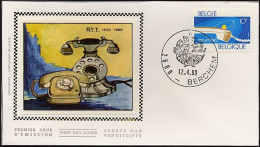 FDC Zijde/soie 1969 - Berchem - Telefonie, Telephonie, R.T.T. Regie Van Telegraaf En Telefoon - 1971-1980