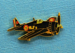 1 PIN'S // ** AVION MILITAIRE FRANCAIS / MONOMOTEUR LE " BLOCH MB.150 " ** . (J.Y. Ségalen Collection) - Luftfahrt