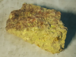 Uranocircite, Autun - Minéraux
