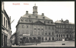 AK Burgstädt I. S., Rathaus Mit Gasthaus Ratskeller, Litfasssäule  - Burgstaedt