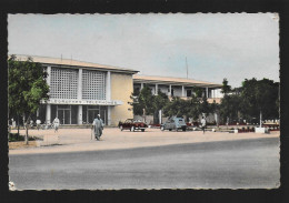 Tchad Fort Lamy La Poste édit. La Carte Africaine N° 1053automobile Peugeot 403 Citroën 2CV - Chad