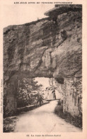 Les Jolis Sites Du Vercors Pittoresque: La Route De Combe-Laval, Le Tunnel, Photo Paul Jacquin, Carte N° 92 Non Circulée - Rhône-Alpes