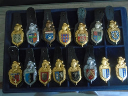 LOT INSIGNES MILITAIRES GENDARMERIE DIVERS - Police & Gendarmerie