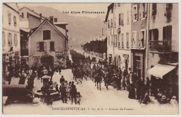 4 - B11629CPA - BARCELONNETTE - Avenue De France, Défilé Militaire - Parfait état - ALPES-DE-HAUTE-PROVENCE - Barcelonnette
