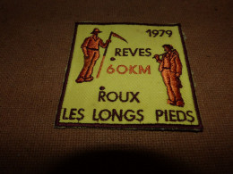 BC28-10 LC253 Broderie Ecusson Reves Roux Les Longs Pieds 60km 1979  10x10cm - Andere & Zonder Classificatie