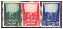 VATICANO - 1945 - Opere Di Carità Di Pio XII. Pro Prigionieri ** - Neufs