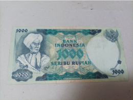 Billete Indonesia, 1000 Rupias, Año 1975 - Indonesia