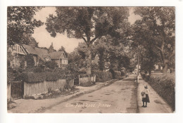 Pinner - Elm Park Road And Houses - 1914 Used Middlesex Postcard - Middlesex