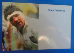 AUTOGRAPHE DE RUGBY   -   PASCAL ONDARTS SUR PHOTO - Sportspeople