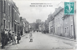 C. P. A. : 79 : MONCOUTANT : Entrée En Ville Par La Gare, Animé, Timbre En 1910 - Moncoutant