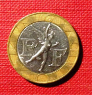 France, 1989- 10 Francs- Bimetallic Nickel Center In Aluminium Bronze Ring. - 10 Francs