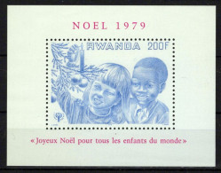 Rwanda 934 MNH Christmas International Year Of The Child ZAYIX 0624S596 - Other & Unclassified