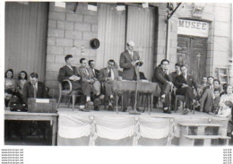 3V3Gz   04 Forcalquier Photo 14 Juillet 46 Le Discours Devant La Mairie - Forcalquier