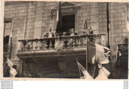 3V3Gz   04 Forcalquier Photo Armistice 8 Mai 46 Discours Au Balcon De La Mairie - Forcalquier