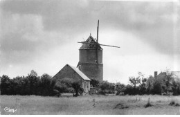 SAINT PIERRE LE MOUTIER - Le Moulin à Vent - Très Bon état - Saint Pierre Le Moutier