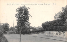 ERAGNY - La Route Nationale Et Le Passage à Niveau - Très Bon état - Eragny