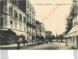 94.  VITRY SUR SEINE .  Avenue Des Ecoles . - Vitry Sur Seine