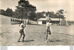 SAINT HILAIRE DE RIEZ COLONIE DE VACANCES DE LA VILLE DE NANTERRE  MONITRICES  CPSM DENTELEE - Saint Hilaire De Riez