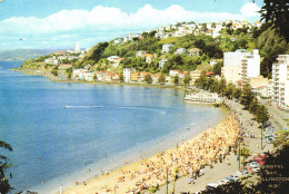 ORIENTAL BAY, WELLINGTON, ARCHITECTURE, BEACH, BOAT, CARS, NEW ZELAND, POSTCARD - Nuova Zelanda