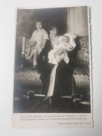 Grand-Duchesse Charlotte Et Le Prince Jean De Luxembourg - Grossherzogliche Familie