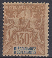 TIMBRE DIEGO SUAREZ TYPE GROUPE 30c N° 33 NEUF * GOMME TRACE DE CHARNIERE - Unused Stamps