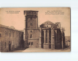 LA CHAISE DIEU : Eglise Abbatiale, Et La Tour Clémentine - état - La Chaise Dieu